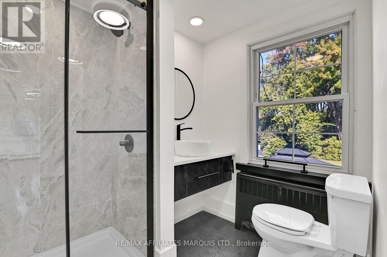 1603 Peter Street Property Photo 31