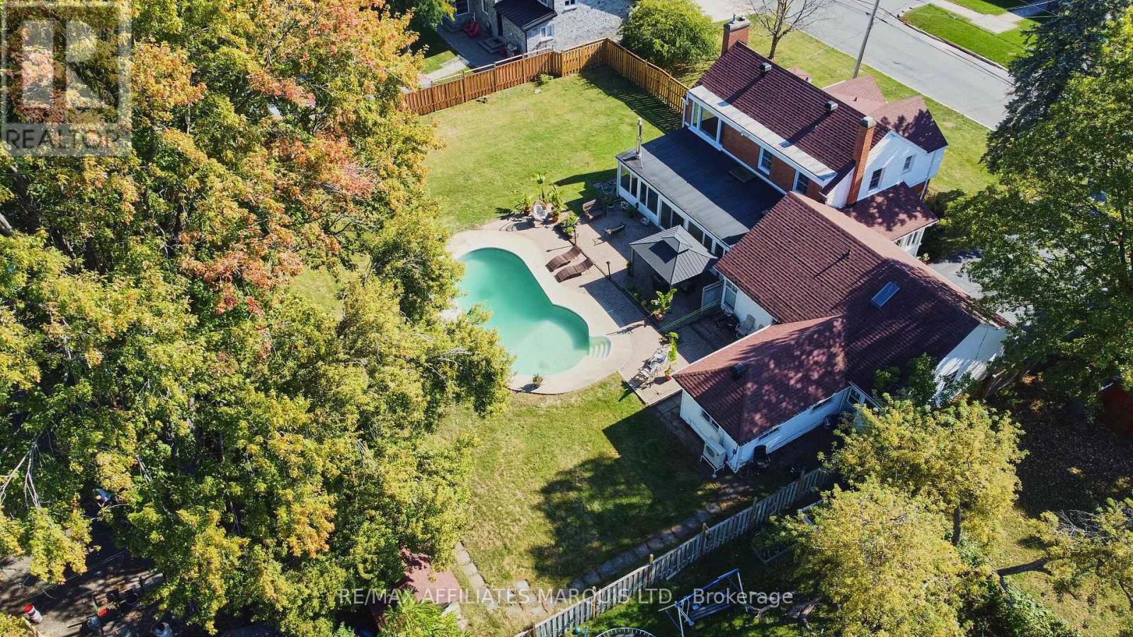 1603 Peter Street Property Photo 42
