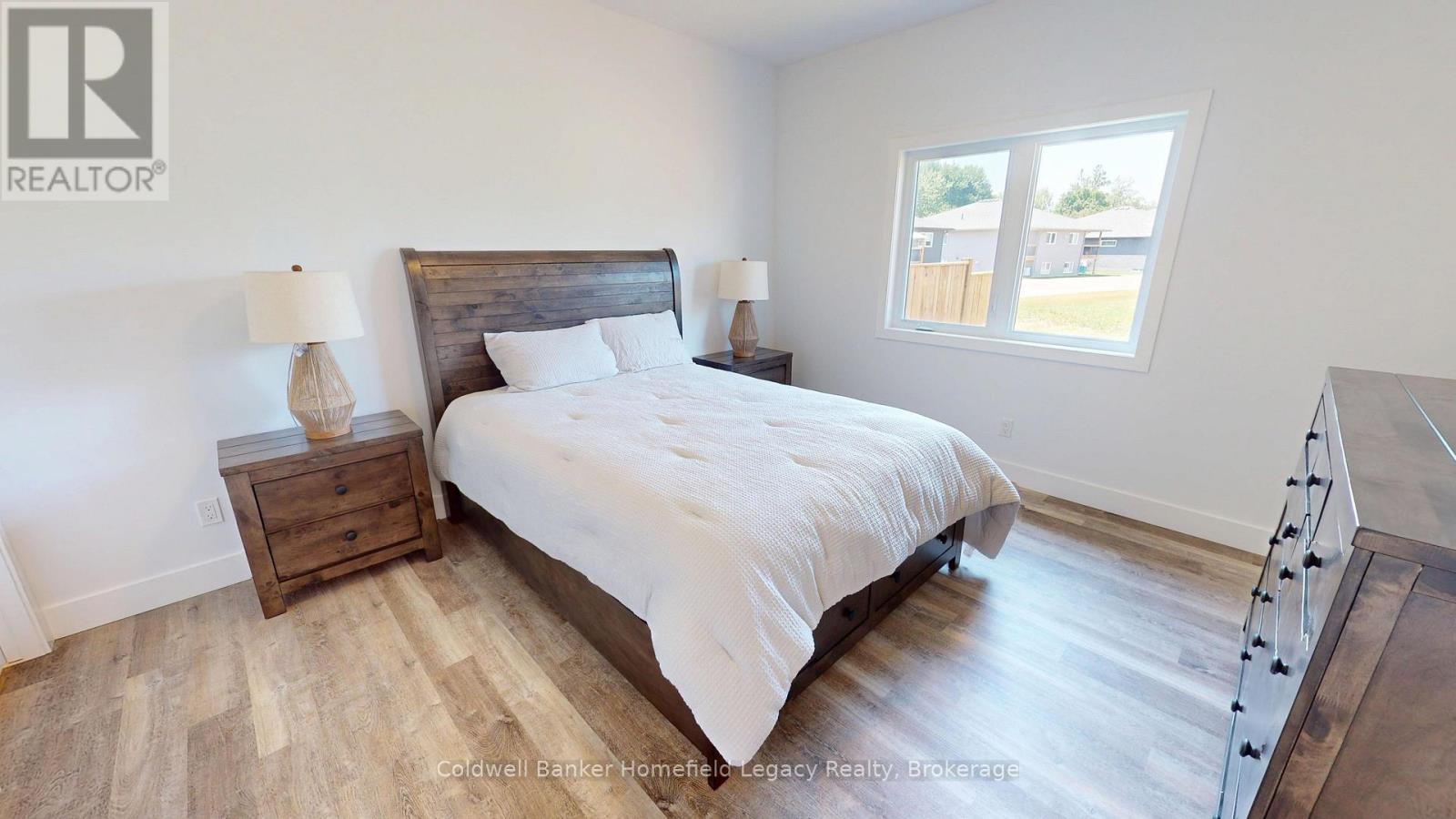 13 - 165 Egan Avenue Property Photo 15