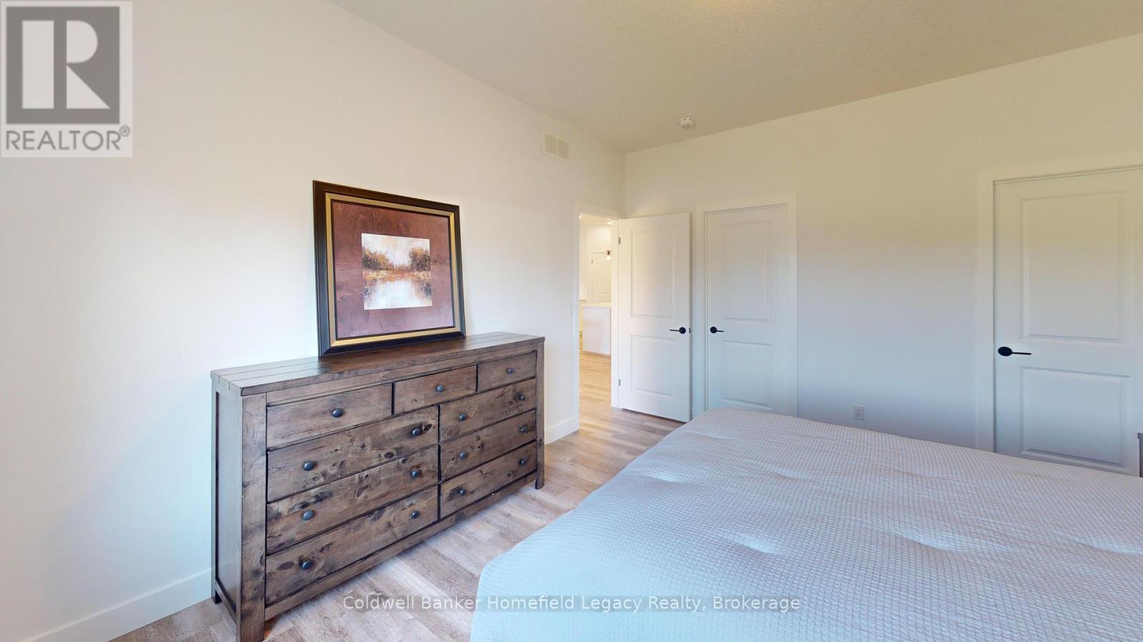 13 - 165 Egan Avenue Property Photo 16