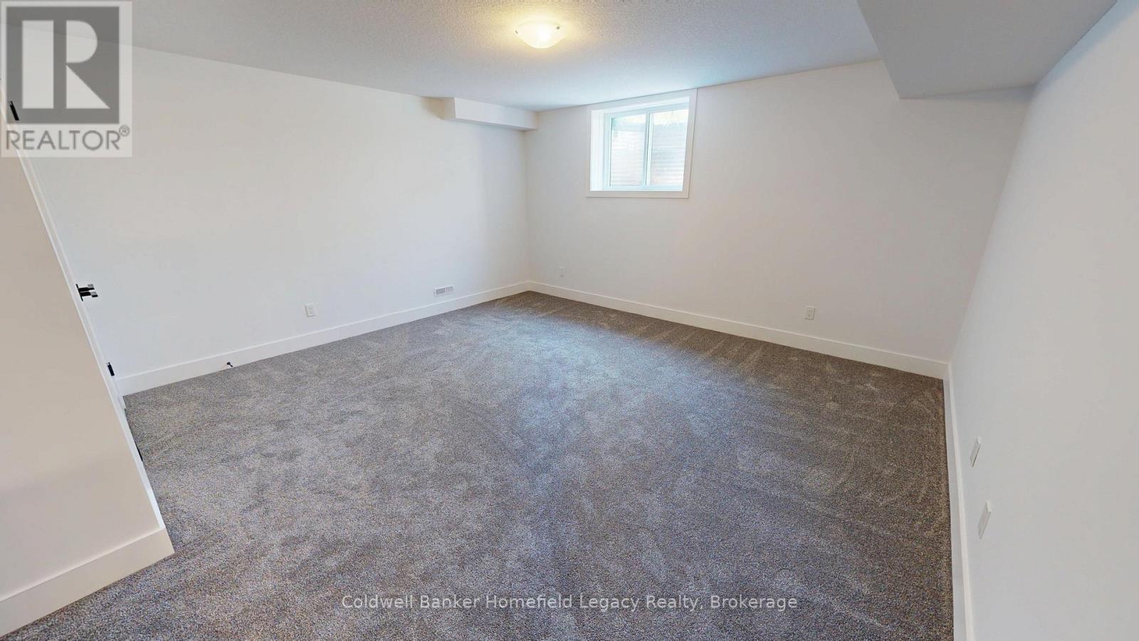 13 - 165 Egan Avenue Property Photo 24
