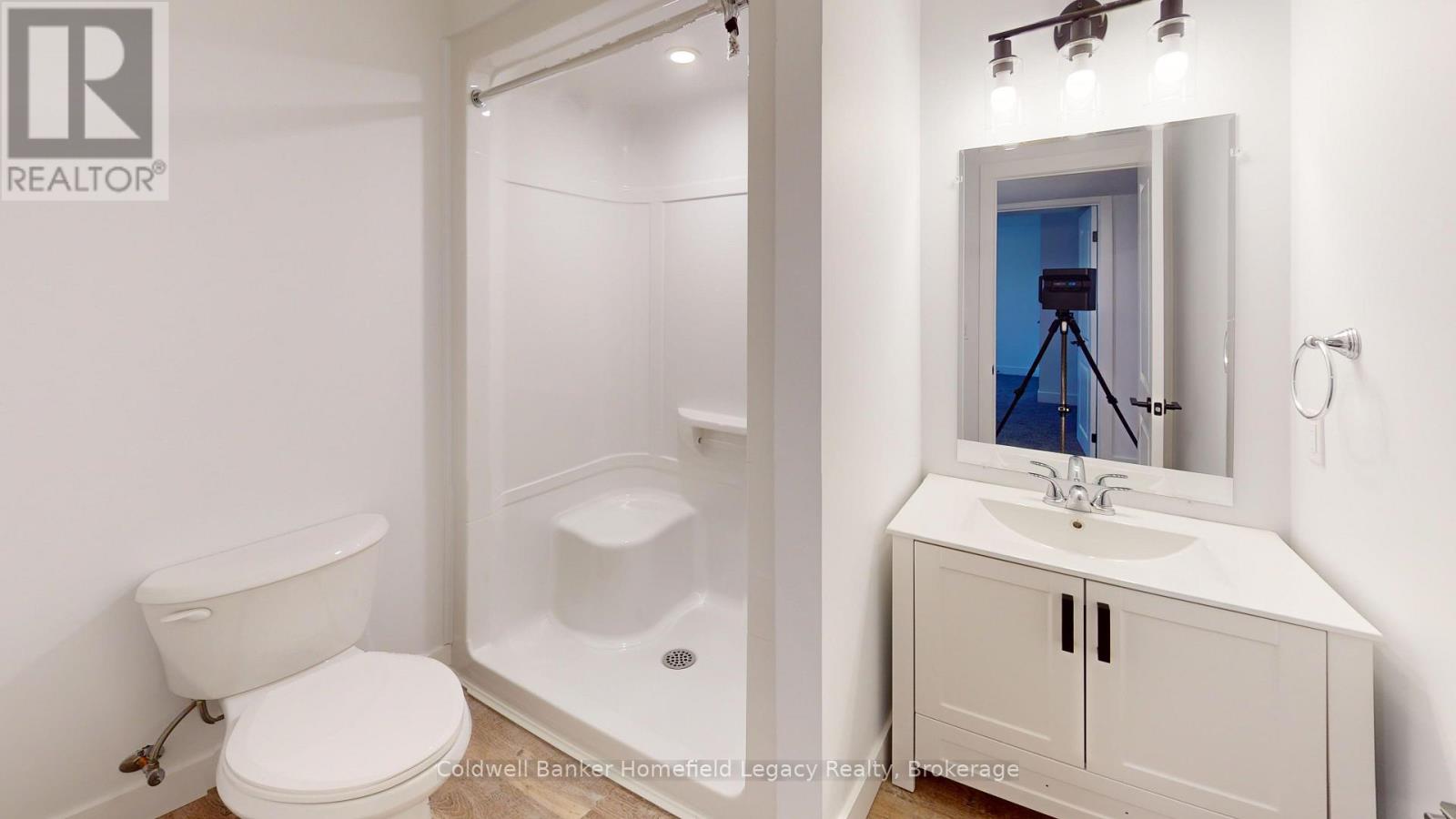 13 - 165 Egan Avenue Property Photo 25