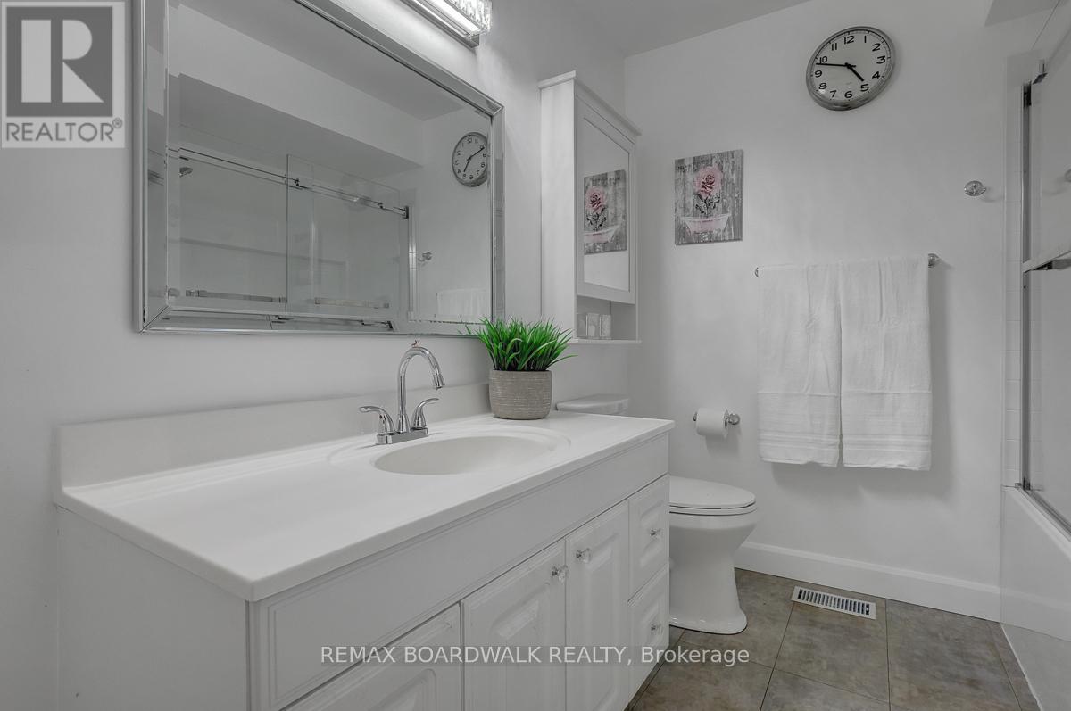 101 Park Avenue Property Photo 27