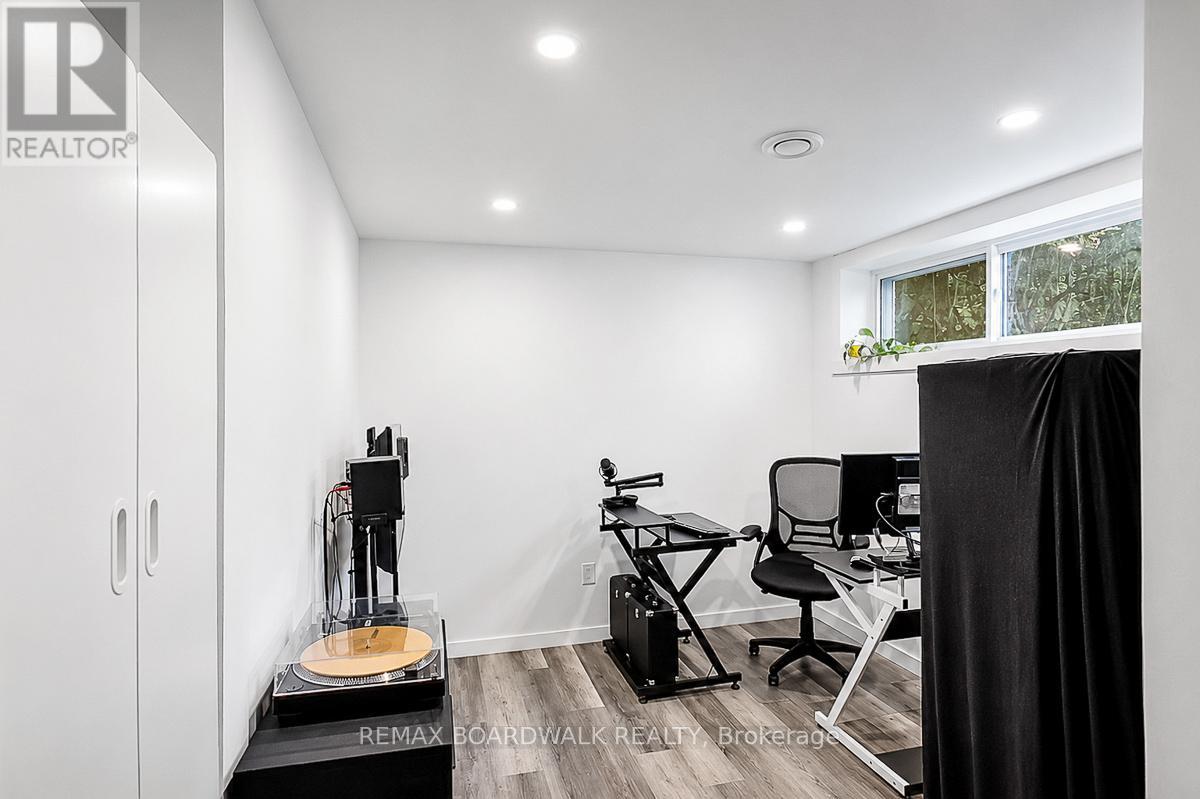 101 Park Avenue Property Photo 36
