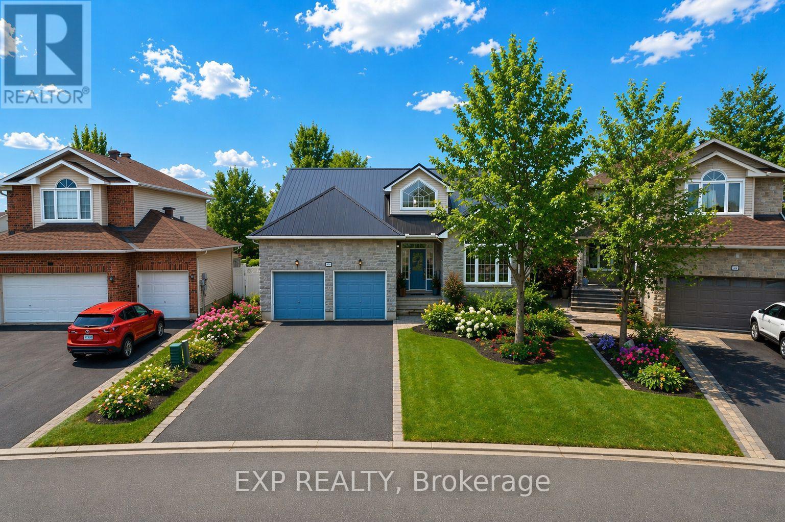 80 LA PRAIRIE STREET Property Photo 1
