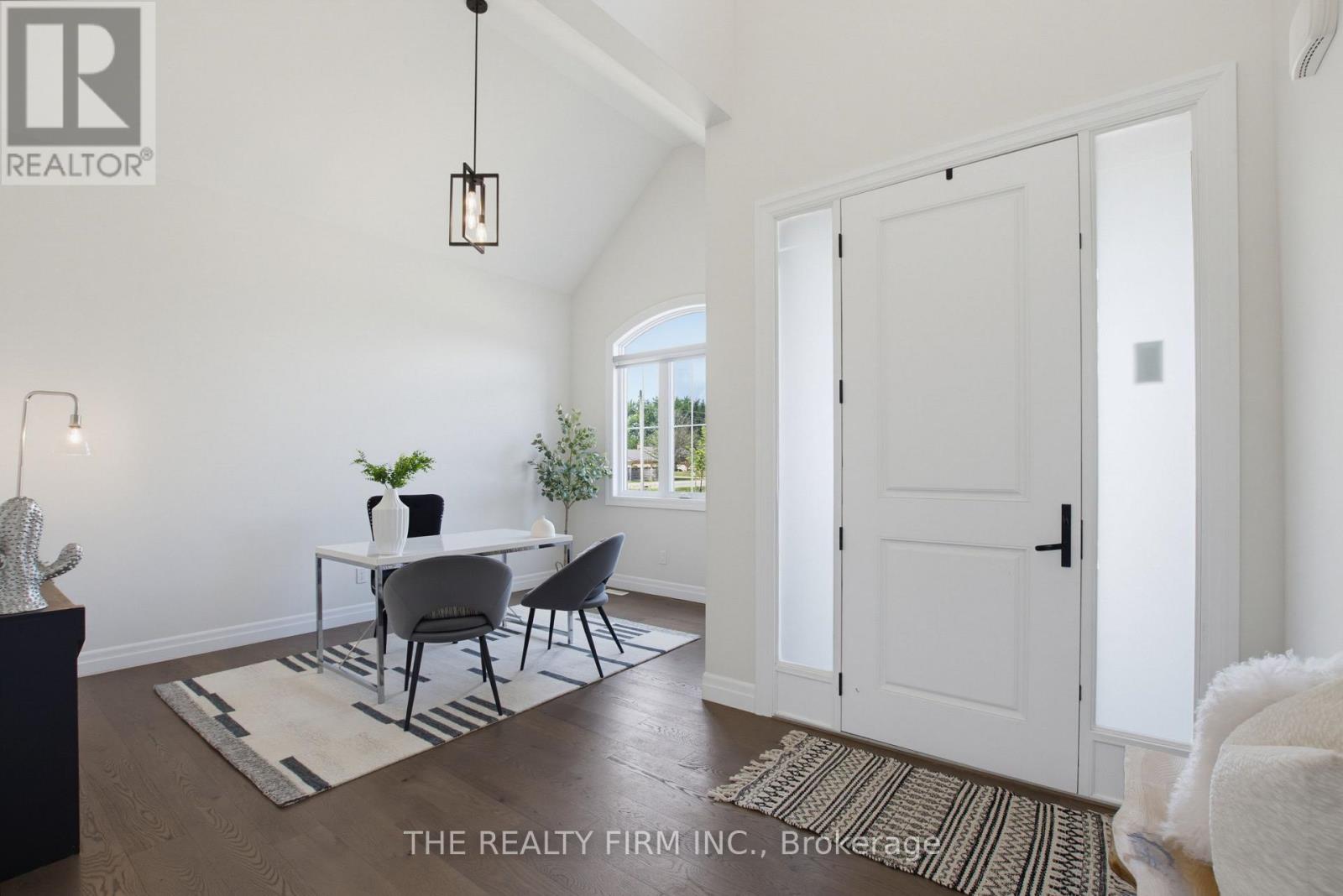7 Aspen Circle Property Photo 3