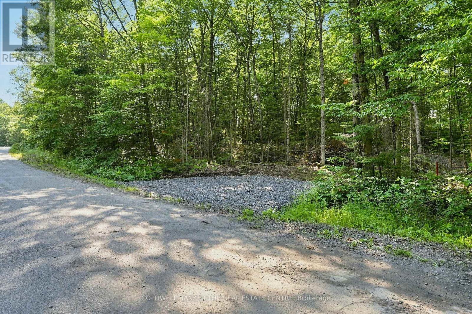 260 Loch Erne Road Property Photo 3