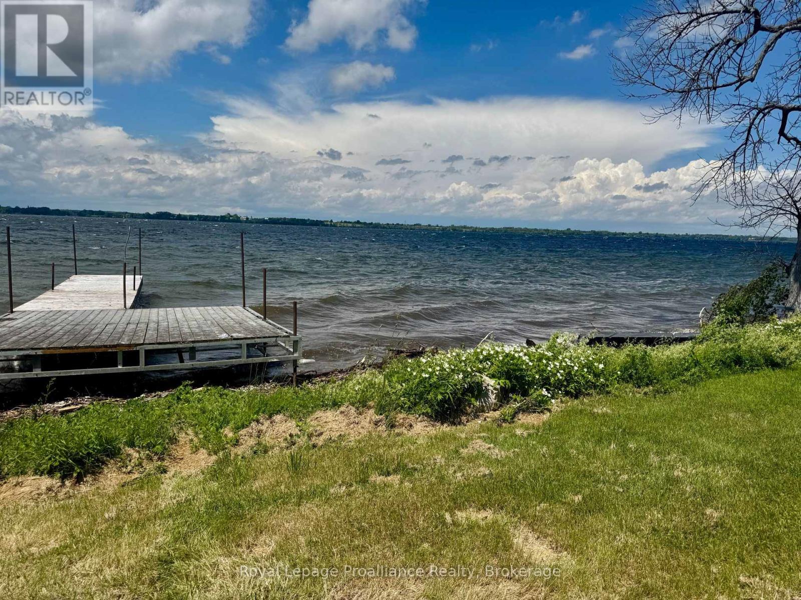 33 Prinyers Cove Crescent Property Photo 4