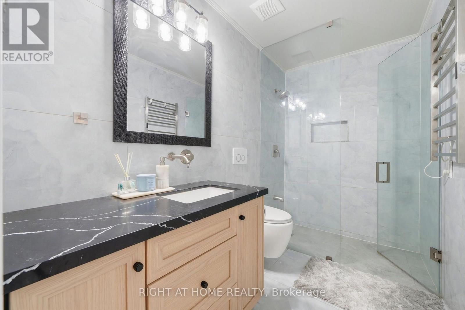 5609 4th Line Property Photo 13