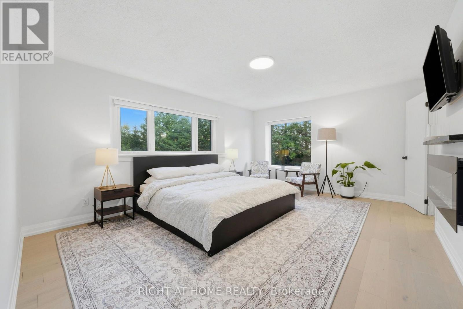 5609 4th Line Property Photo 18