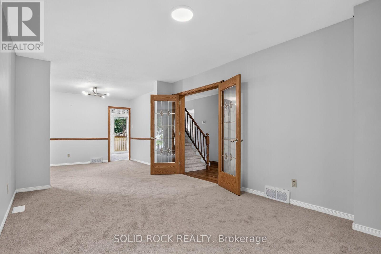 54 Huntsman Crescent Property Photo 6
