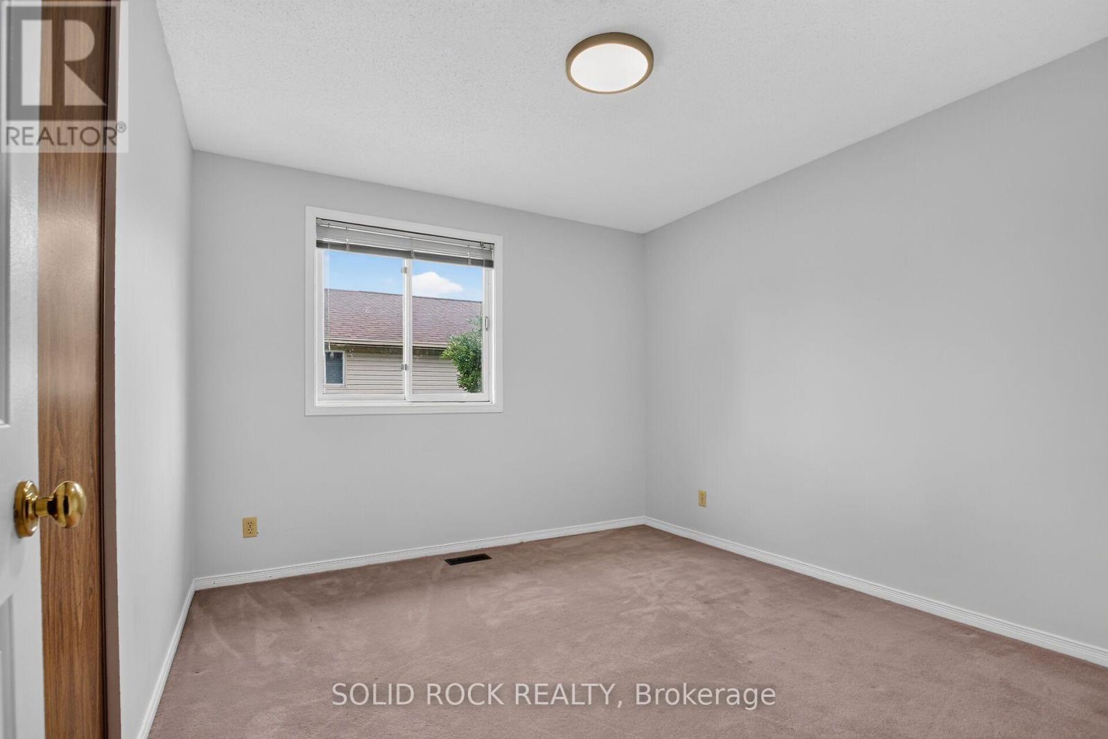 54 Huntsman Crescent Property Photo 22