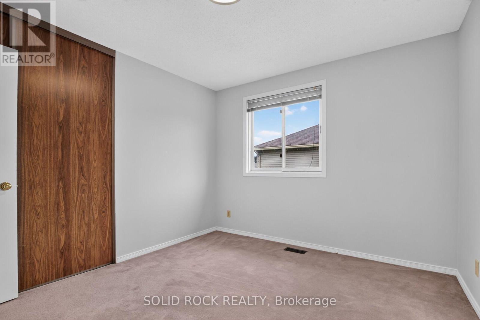 54 Huntsman Crescent Property Photo 23