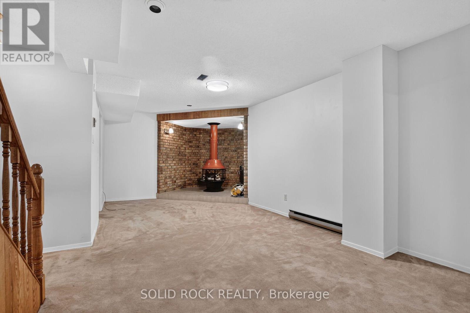 54 Huntsman Crescent Property Photo 35