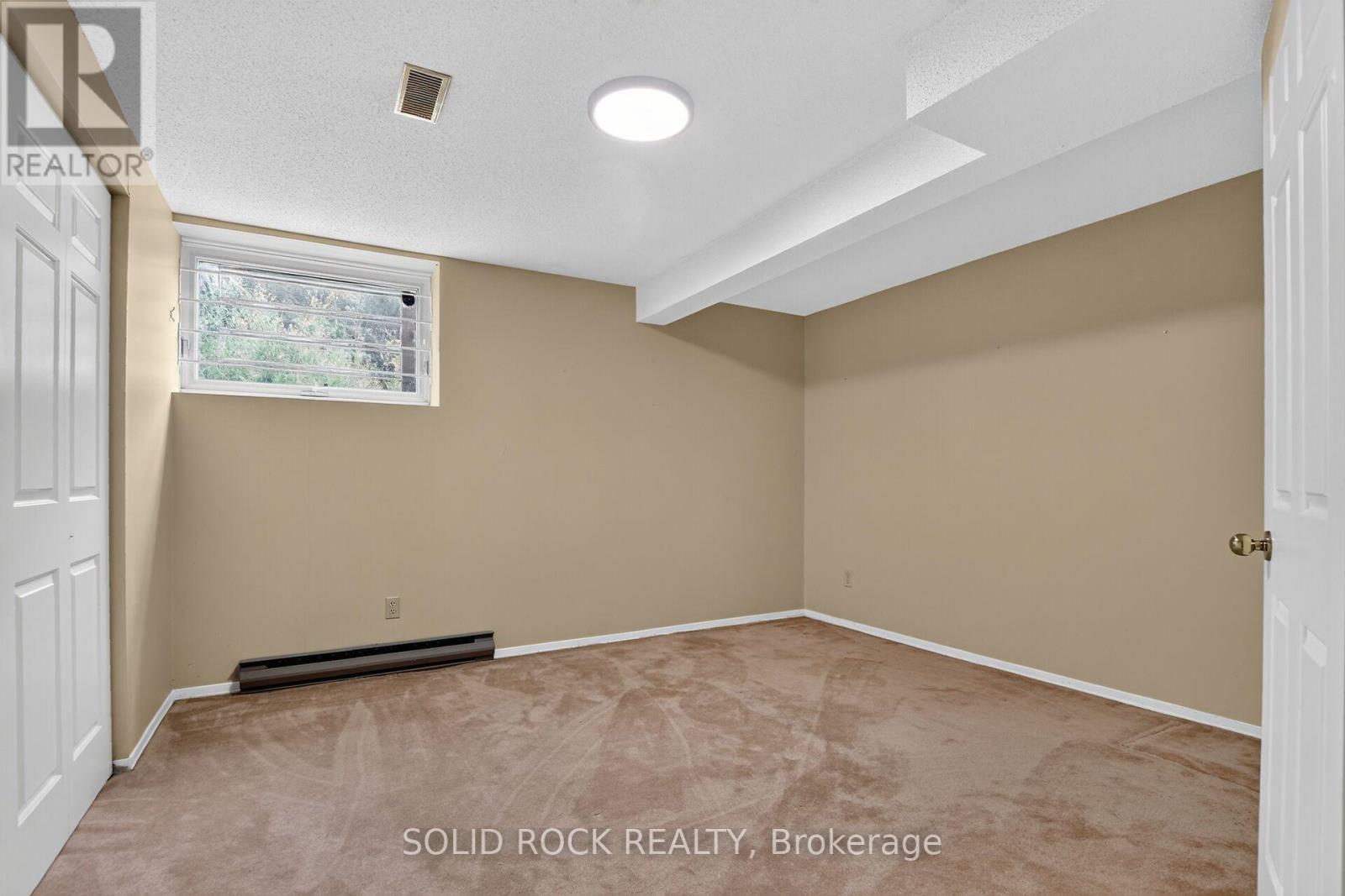 54 Huntsman Crescent Property Photo 37
