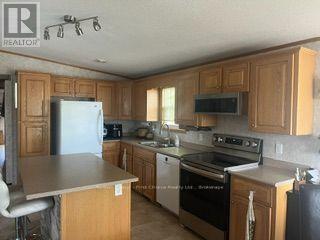 1 25 Thames Road Property Photo 5