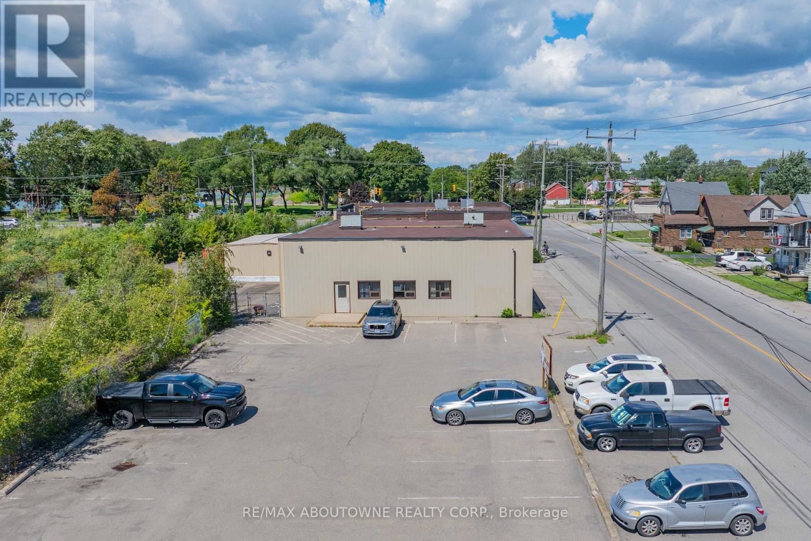 198 Welland Street Property Photo 9