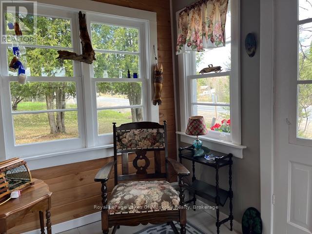 319 Ontario Street Property Photo 8