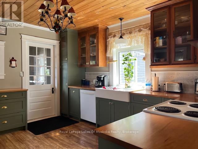 319 Ontario Street Property Photo 11