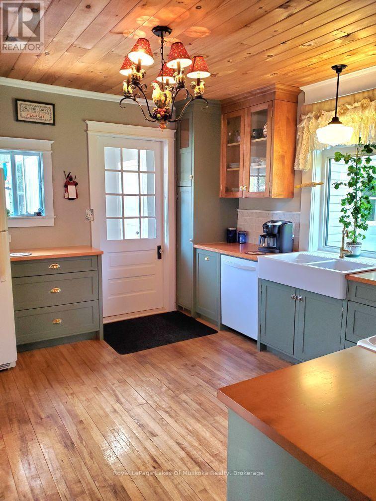 319 Ontario Street Property Photo 12