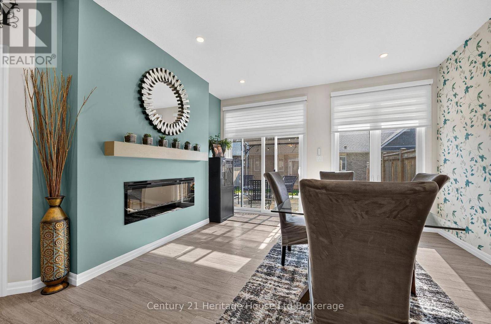 16 Huntley Avenue Property Photo 8