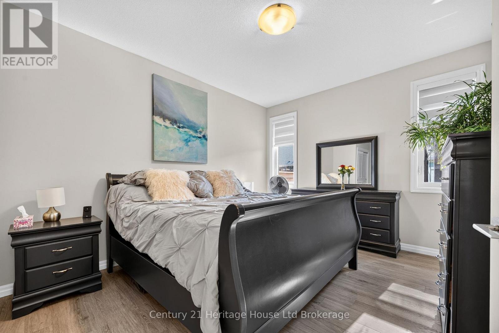 16 Huntley Avenue Property Photo 10