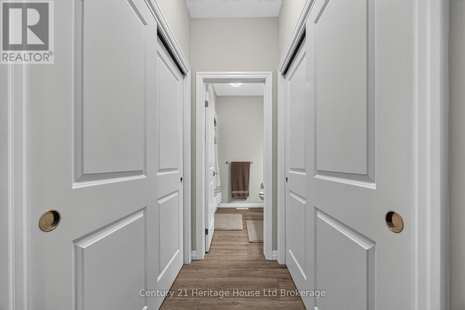 16 Huntley Avenue Property Photo 13