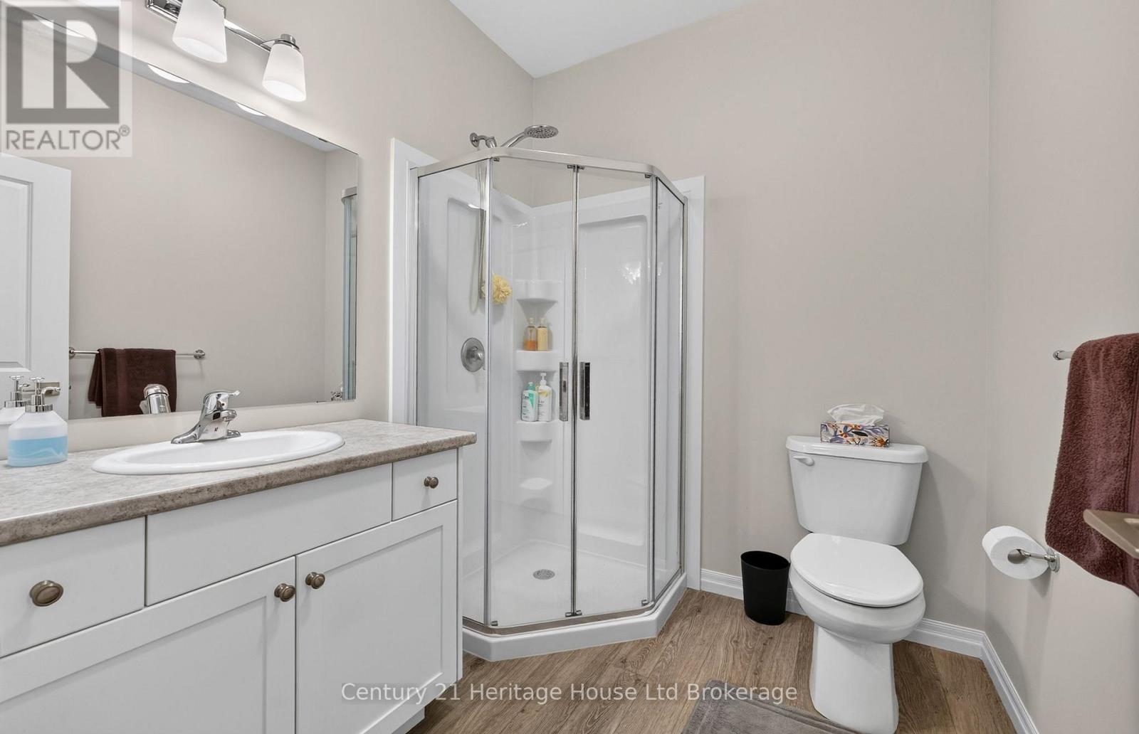 16 Huntley Avenue Property Photo 14