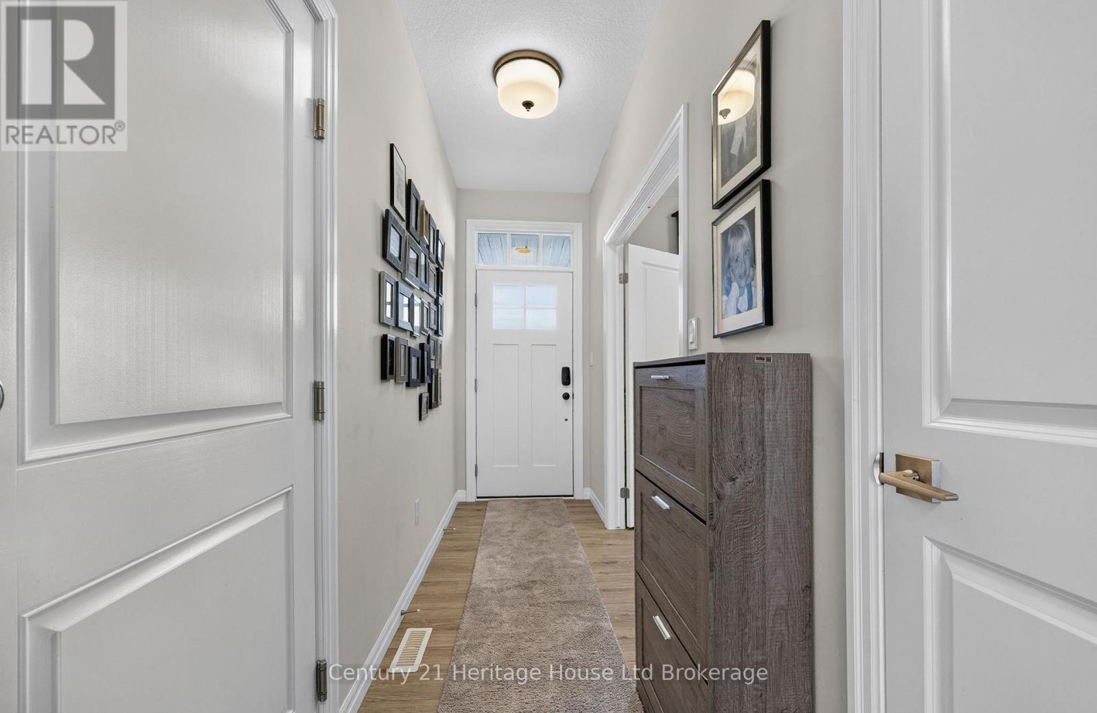 16 Huntley Avenue Property Photo 15