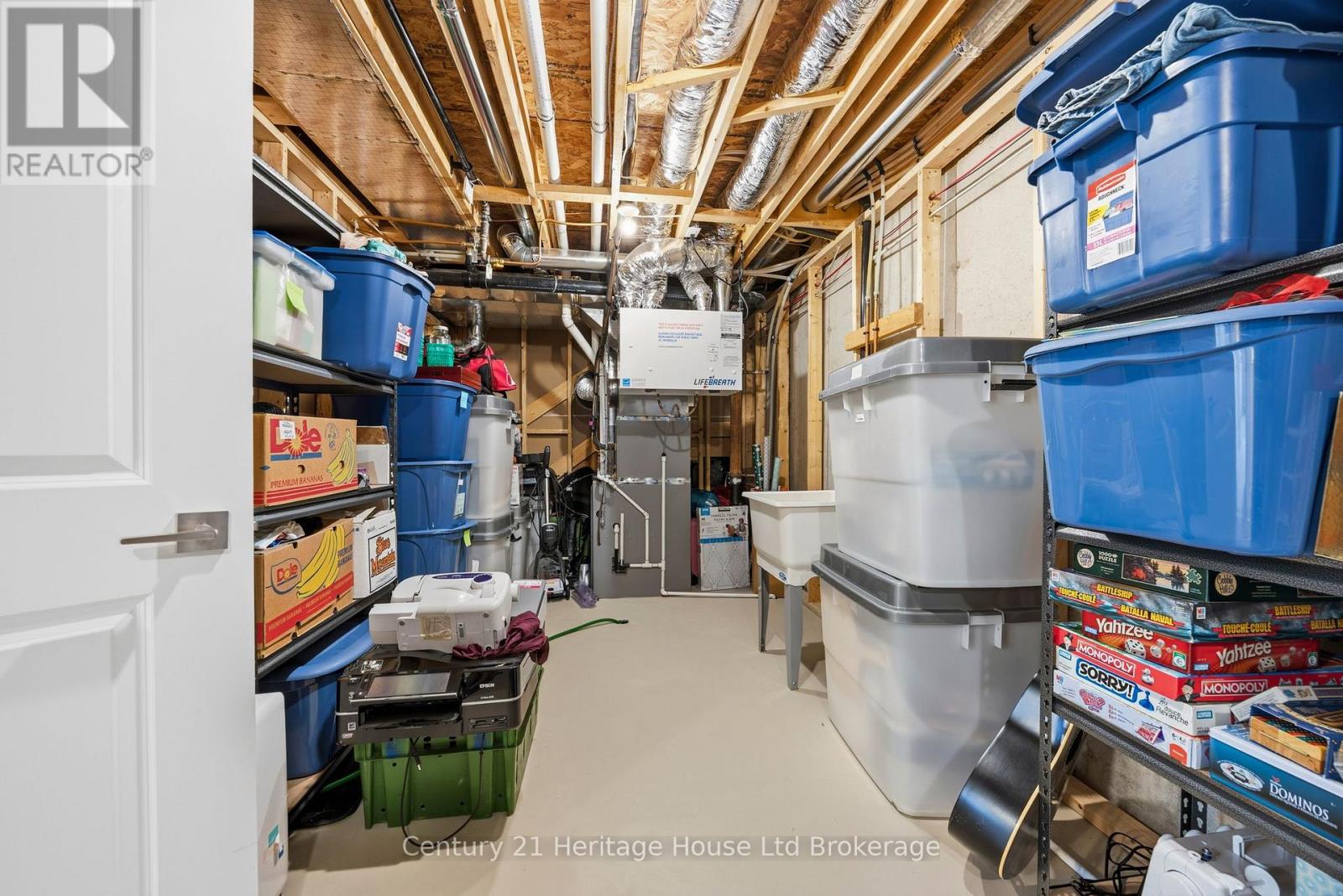 16 Huntley Avenue Property Photo 22