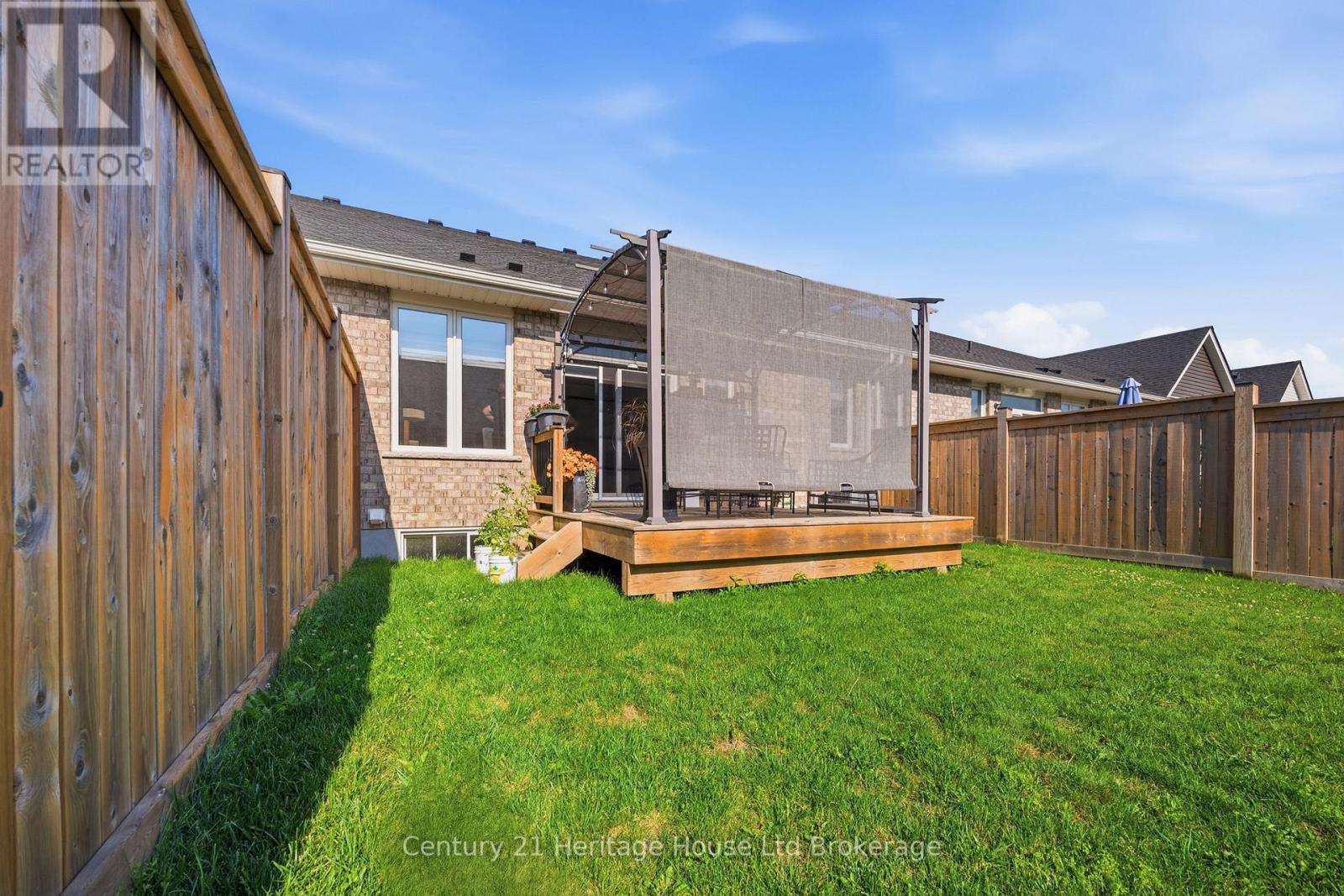 16 Huntley Avenue Property Photo 26