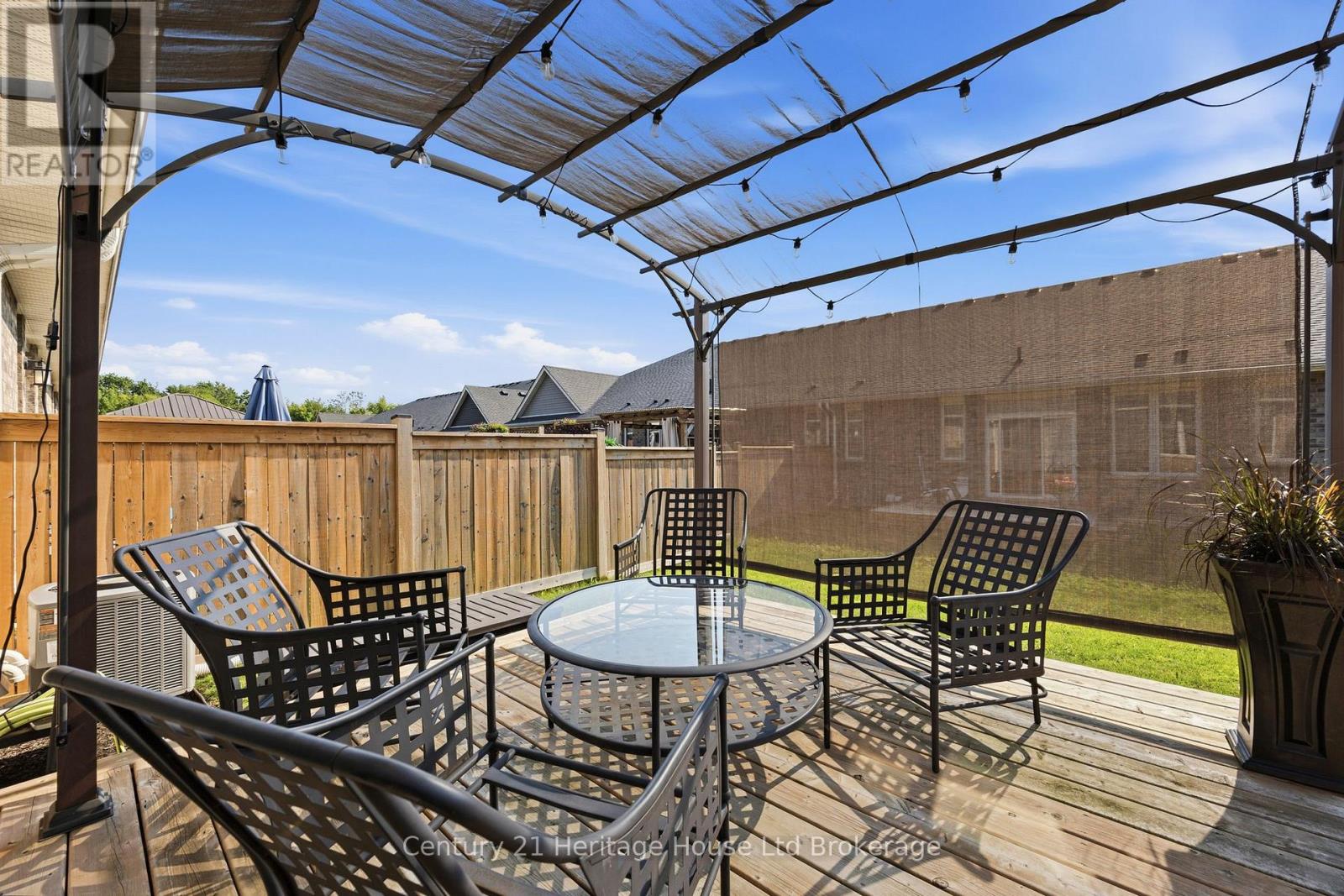 16 Huntley Avenue Property Photo 27