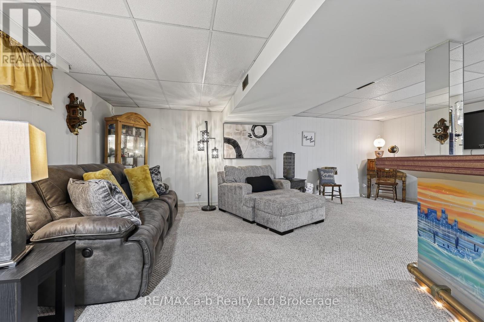 5 George Street Property Photo 11
