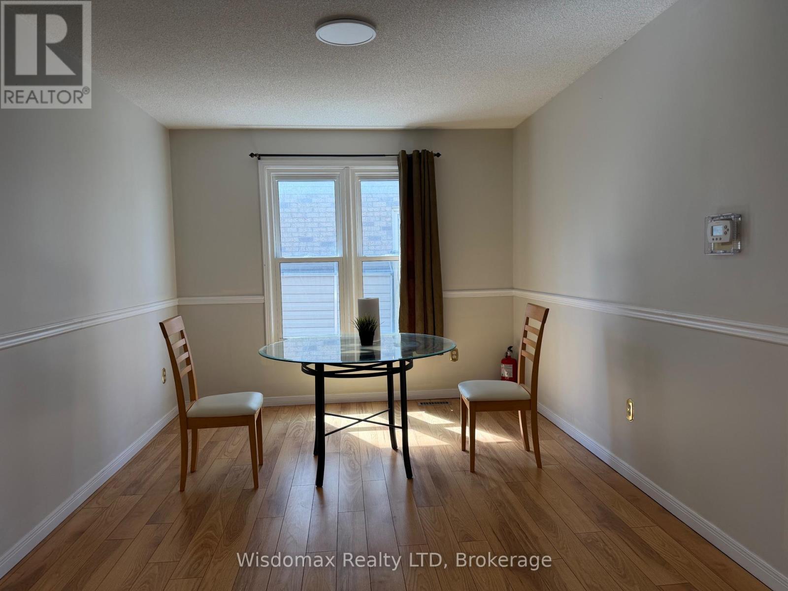 1 Crysler Crescent Property Photo 8