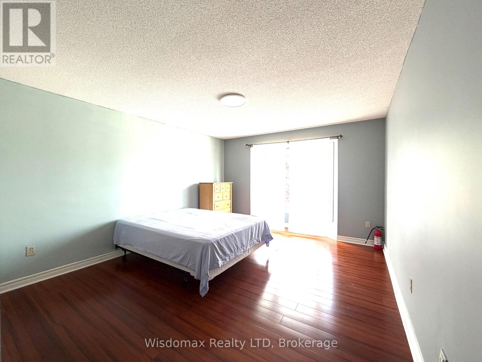 1 Crysler Crescent Property Photo 14