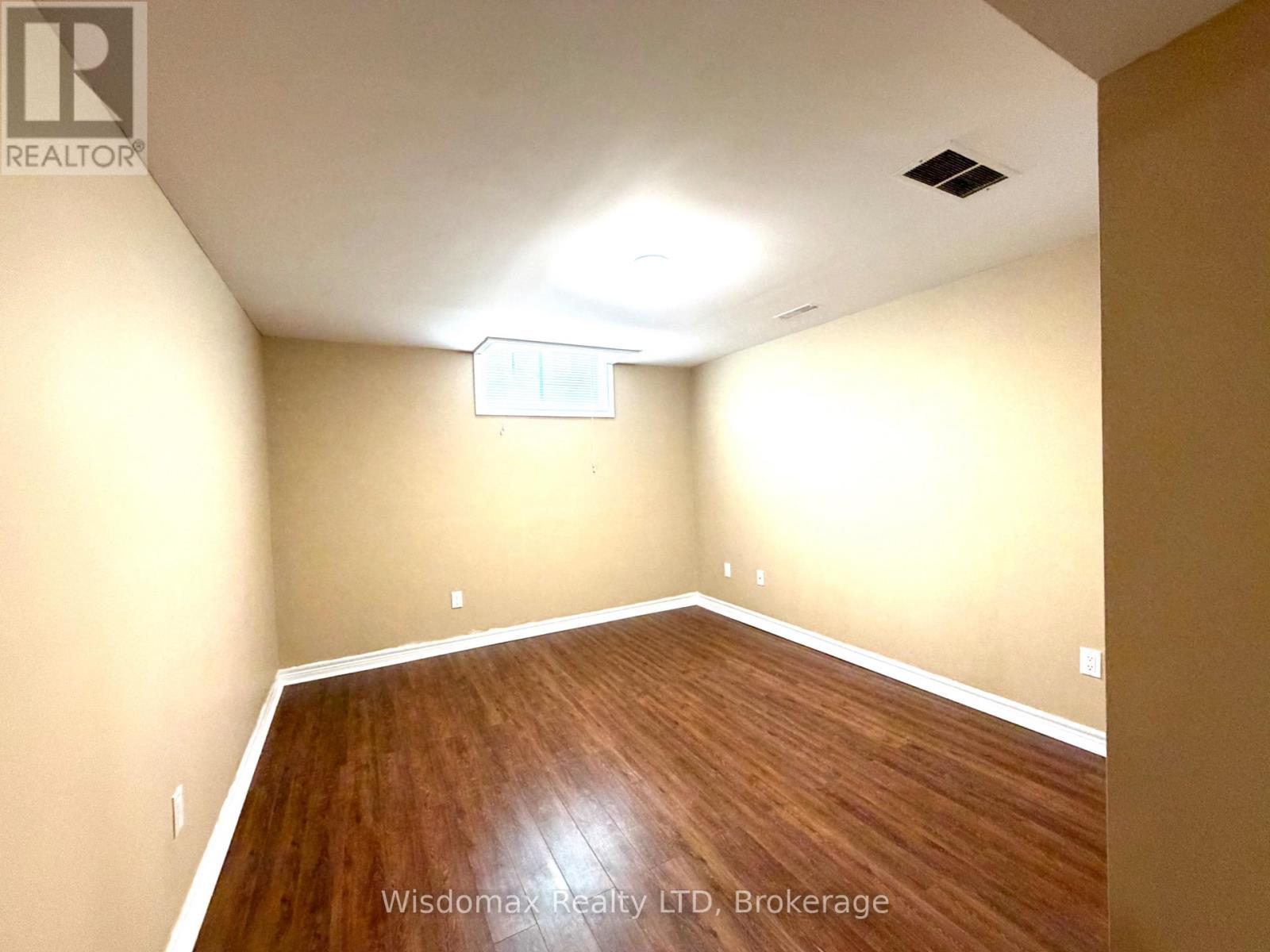 1 Crysler Crescent Property Photo 26