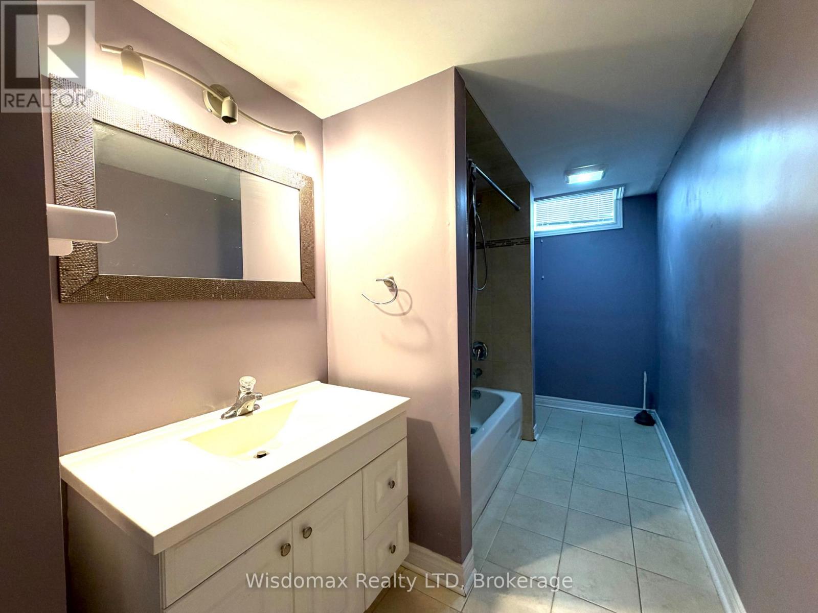 1 Crysler Crescent Property Photo 29