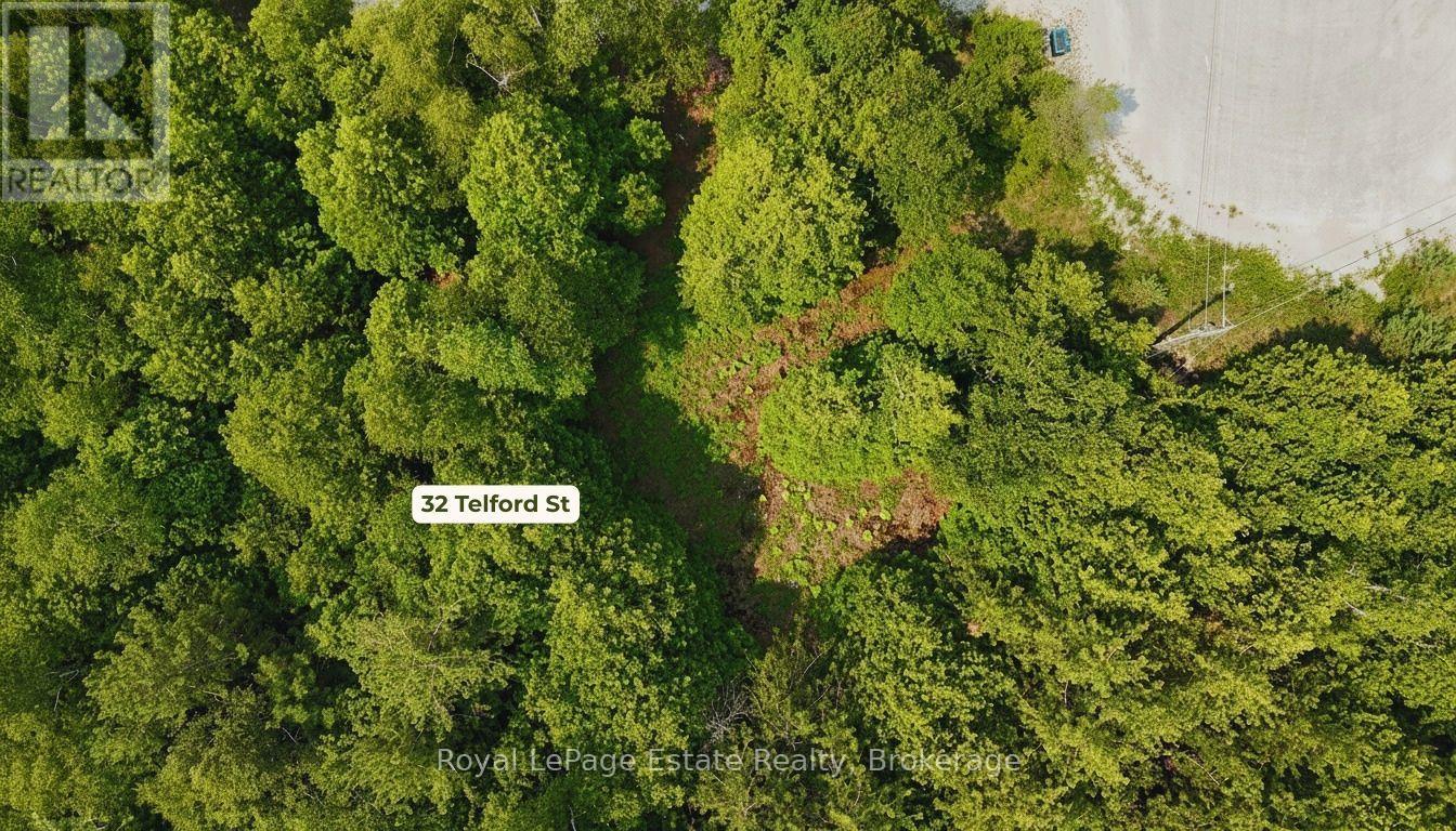 32 Telford Street Property Photo 5