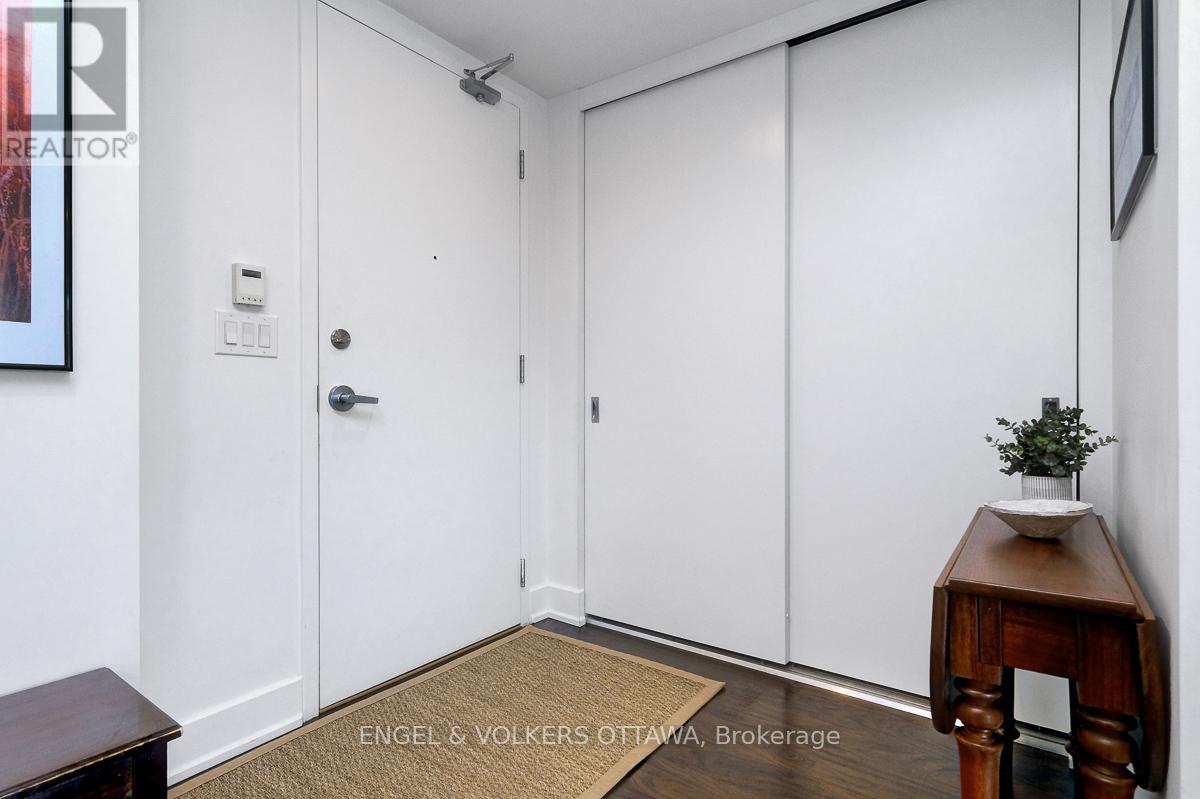 213 - 7 Marquette Avenue Property Photo 7