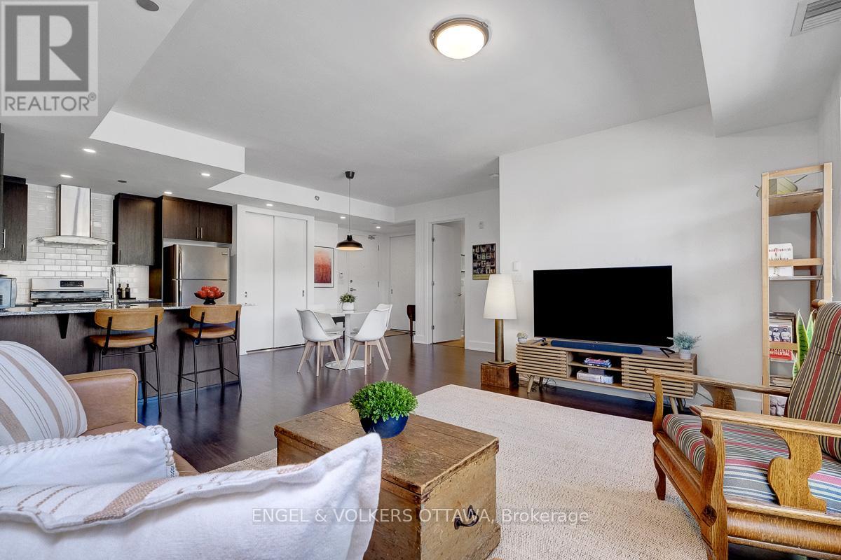 213 - 7 Marquette Avenue Property Photo 15