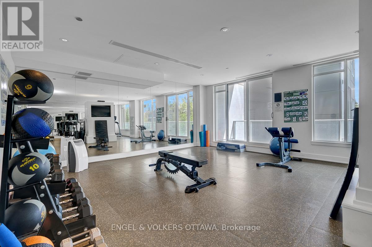 213 - 7 Marquette Avenue Property Photo 34