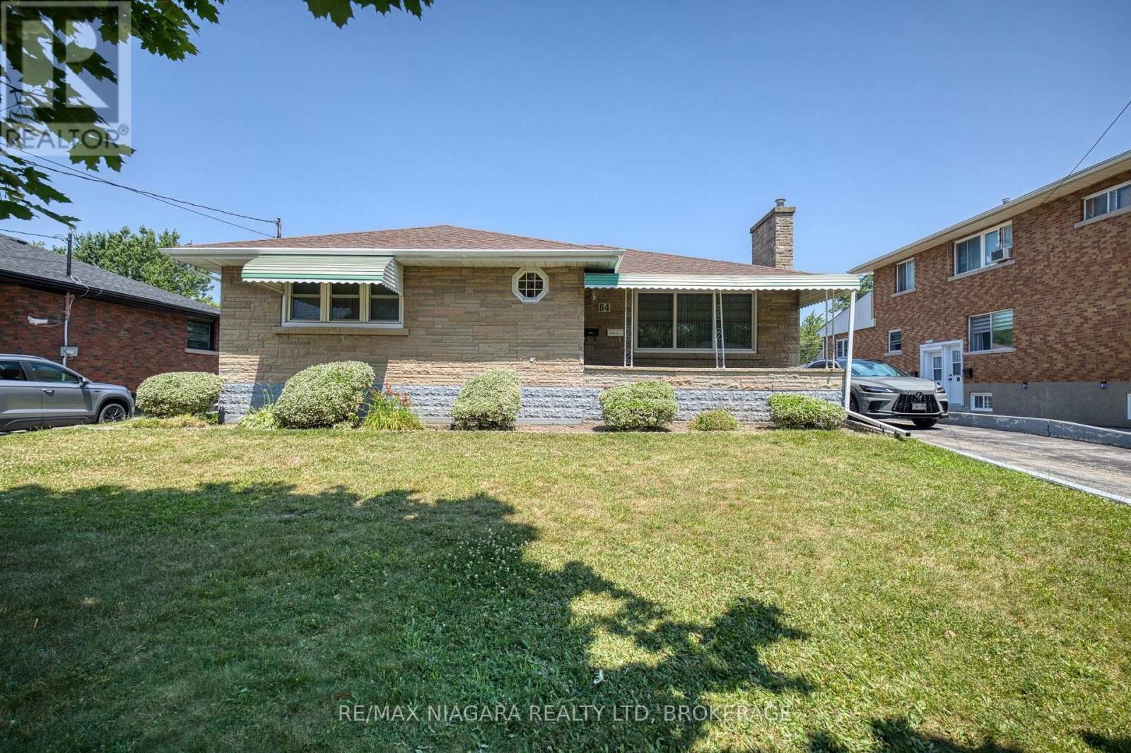 84 SECOND STREET Property Photo 1