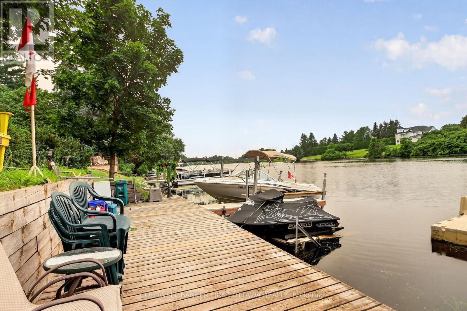 2014 River Road N Property Photo 32