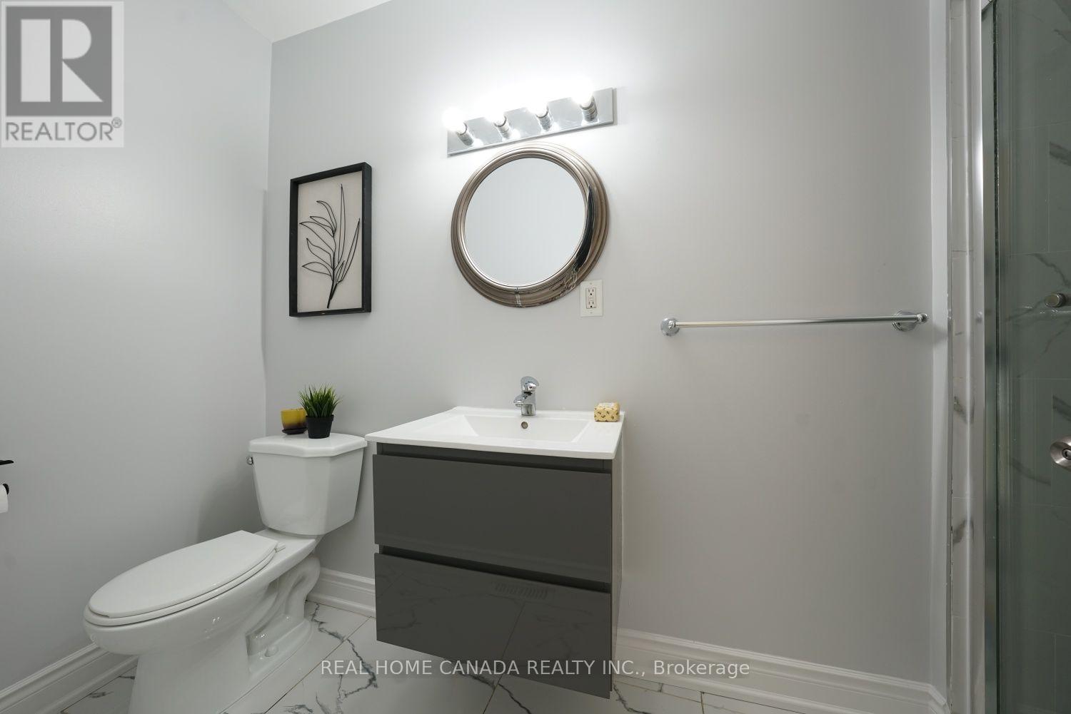 5262 Kitchener Street Property Photo 12