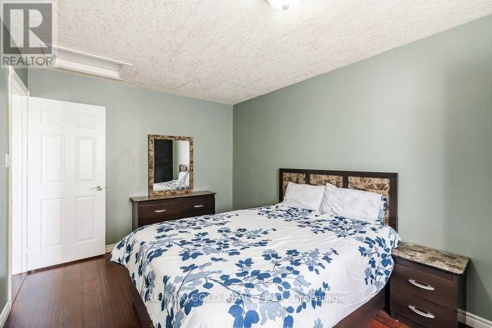 573 Burnett Avenue Property Photo 21