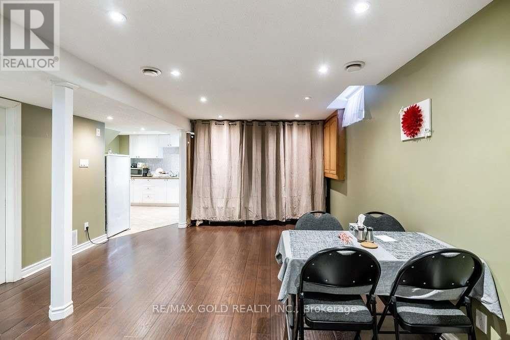 573 Burnett Avenue Property Photo 29