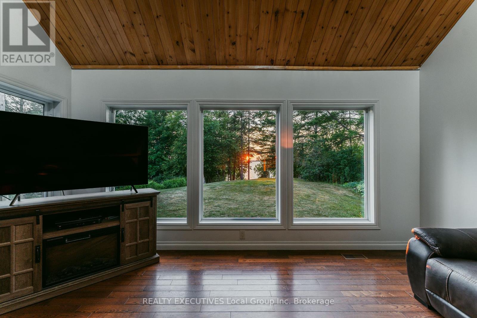 138 Wasi Falls Road Property Photo 7