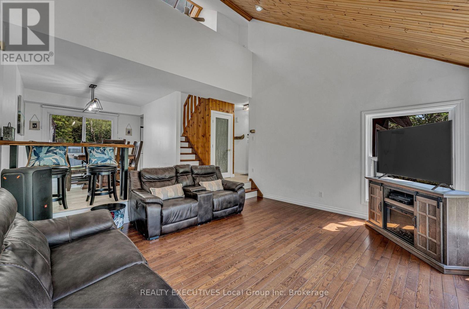 138 Wasi Falls Road Property Photo 8