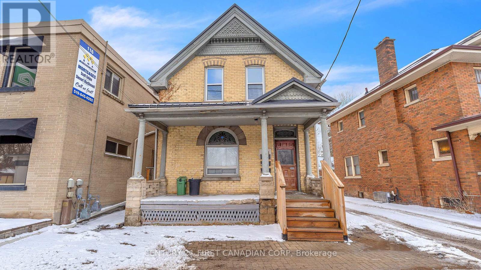 118 Wharncliffe Road S Property Photo 1