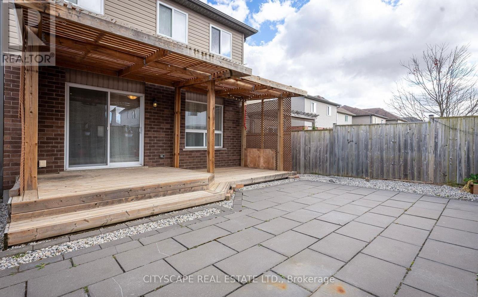 1831 Reilly Walk Property Photo 15